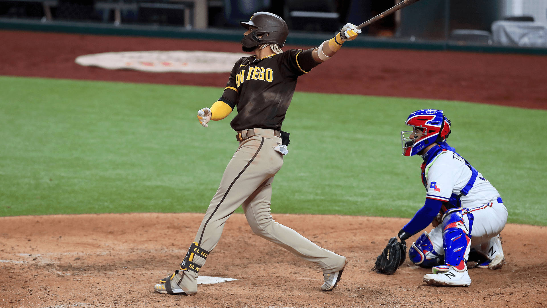 Fernando Tatis Jr Slams A Solo Home Run During A San Diego Padres Game. Background