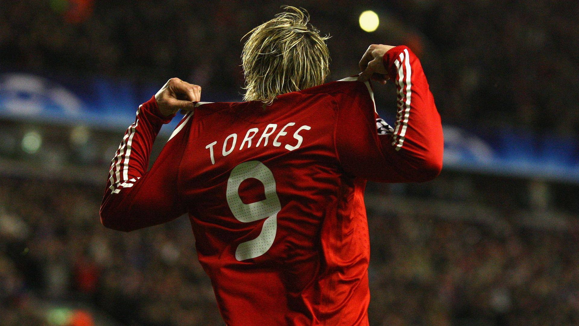 Fernando Torres Showing His Jersey Background