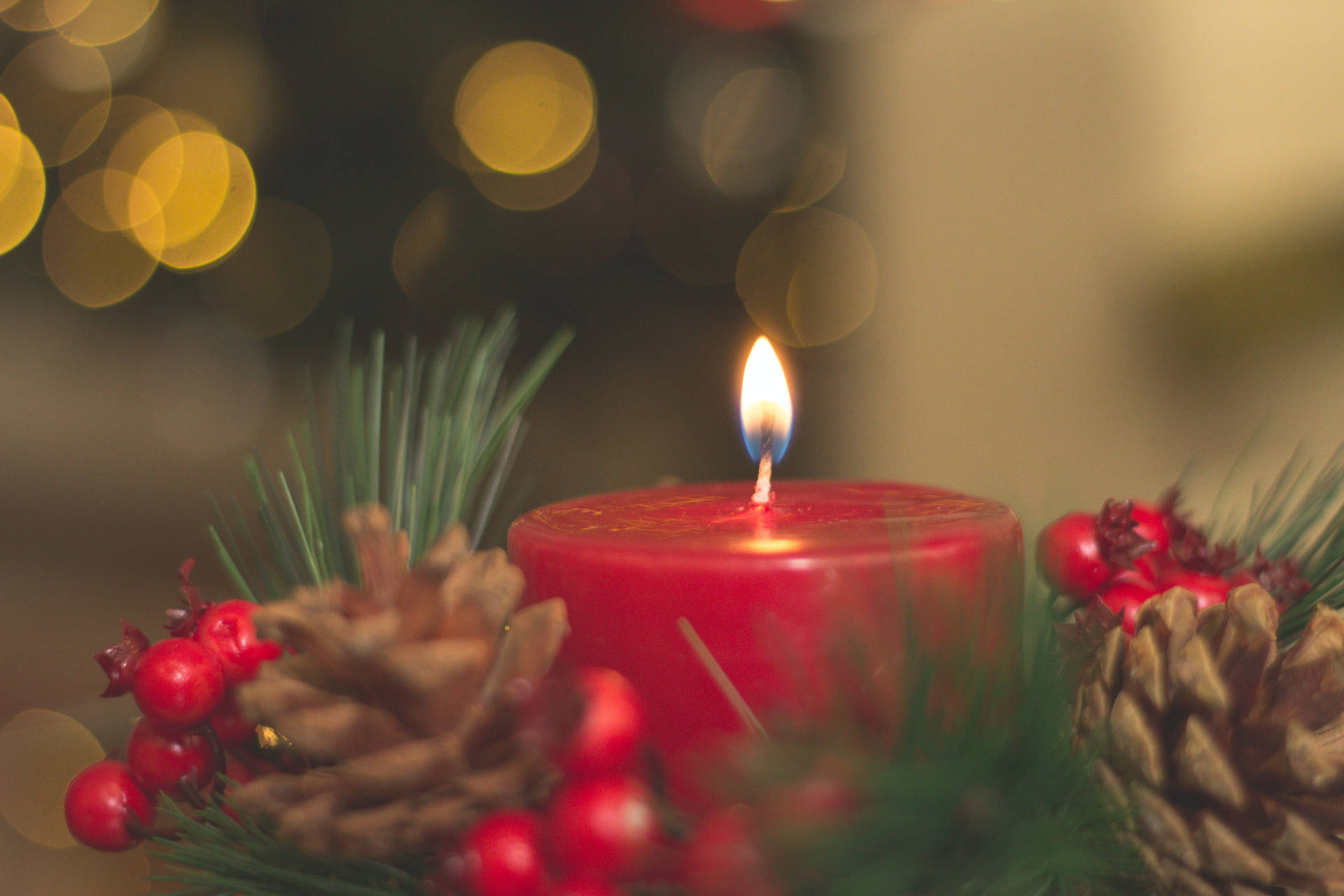 Festive And Serene High Resolution Christmas Candle Image Background