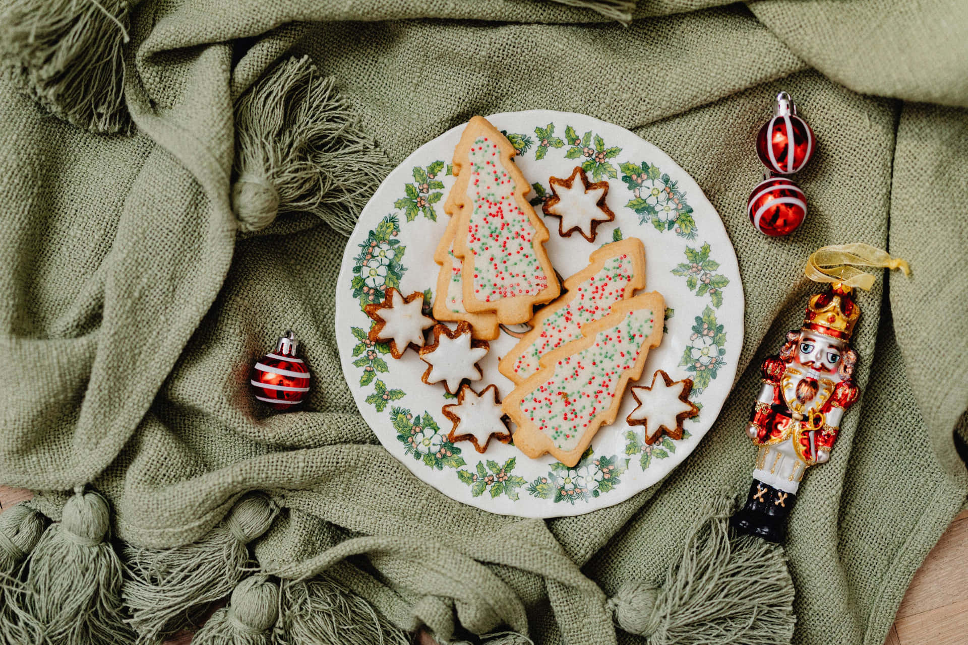 Festive Christmas Cookies Decoration.jpg Background