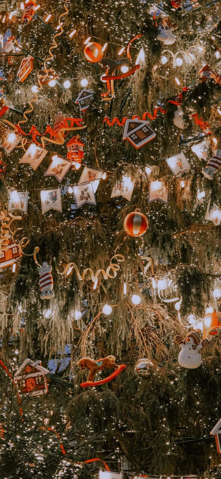 Festive Christmas Tree Decorationi Phone Wallpaper Background