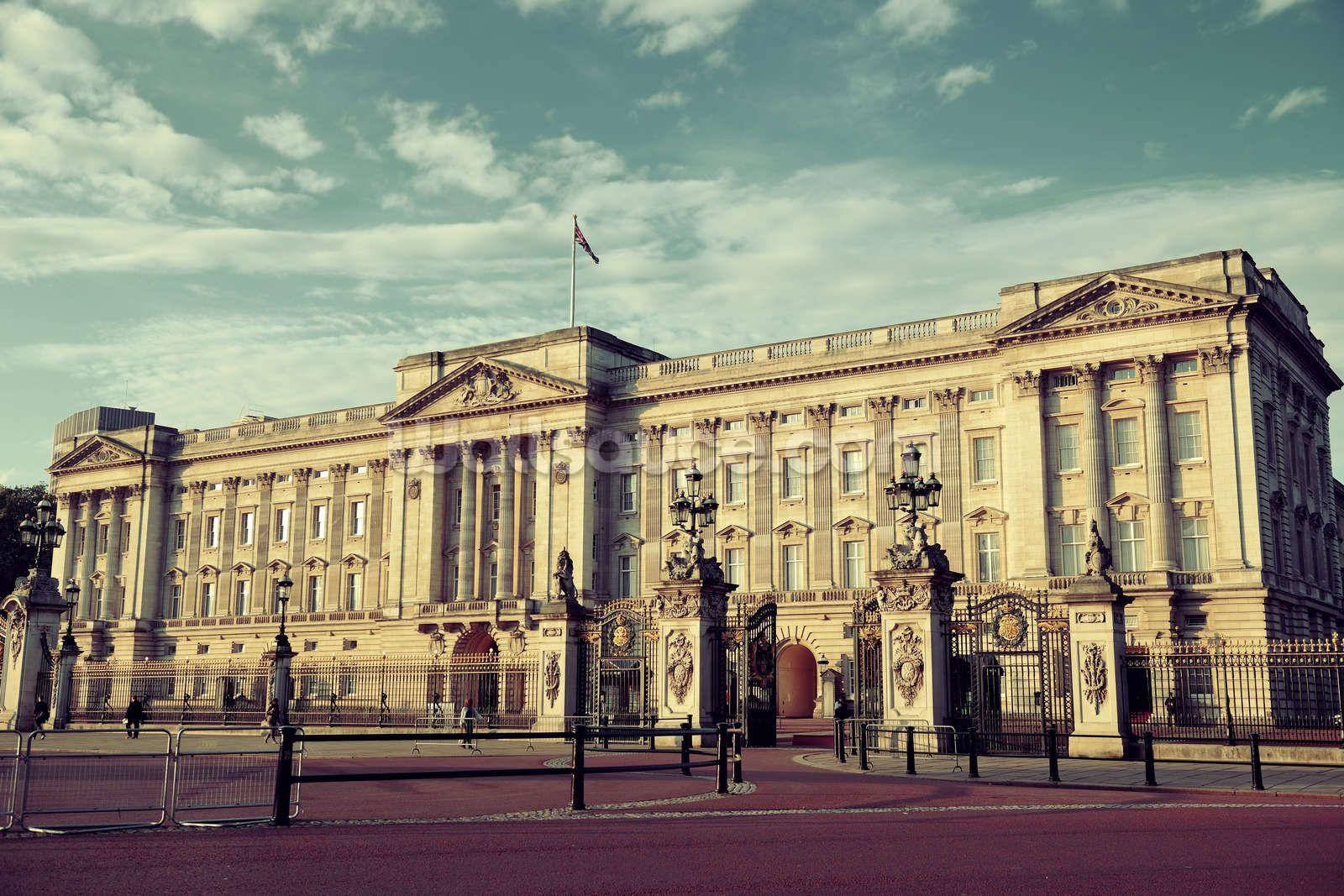 Filtered Buckingham Palace