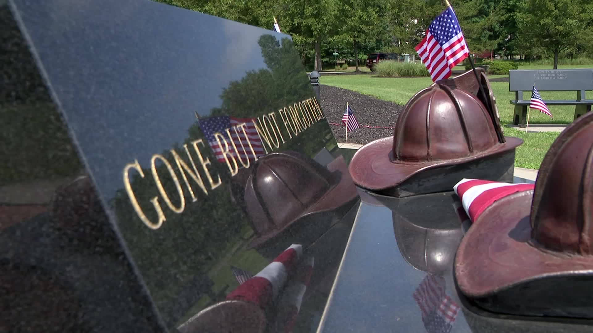 Firefighter Heroes 911 Memorial