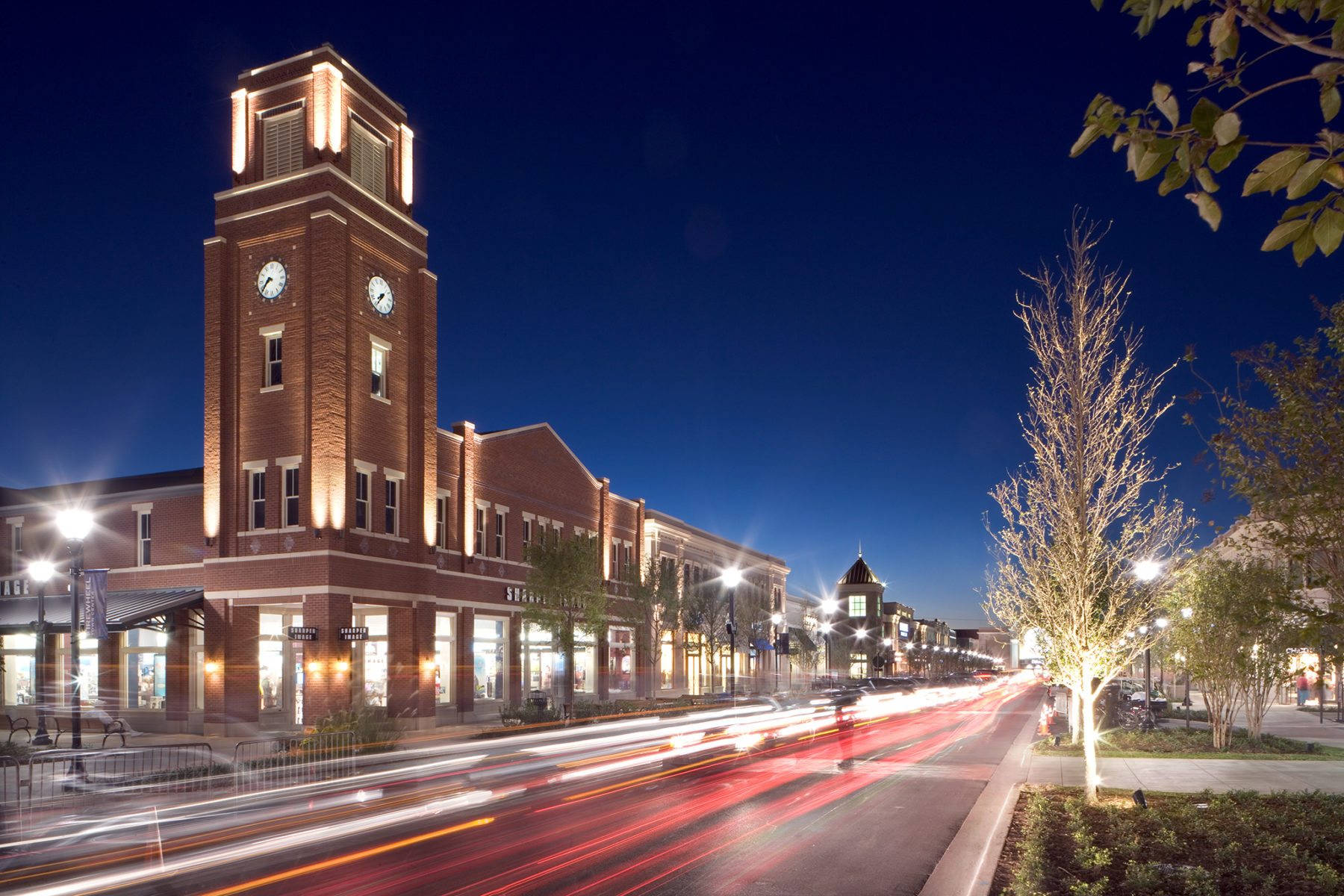 Firewheel Town Center Garland Background