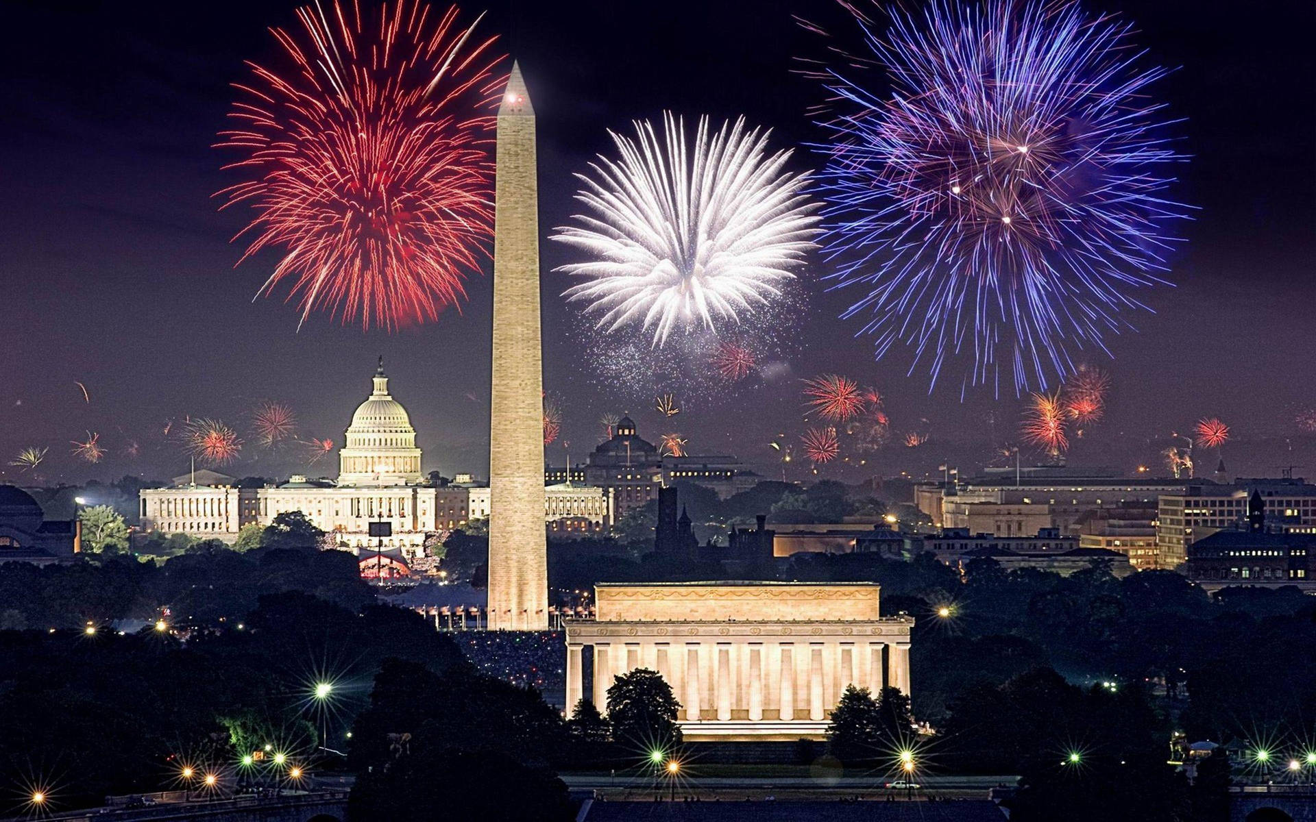 Fireworks Over Lincoln Monument Background