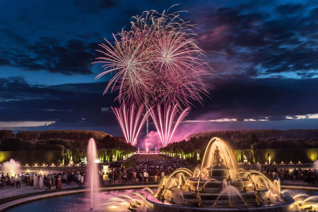 Fireworks Over The Palace Of Versailles Background