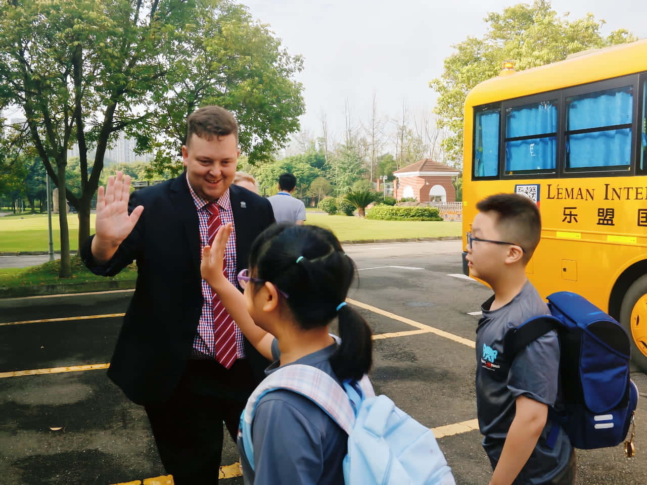 First Dayof School High Five Background