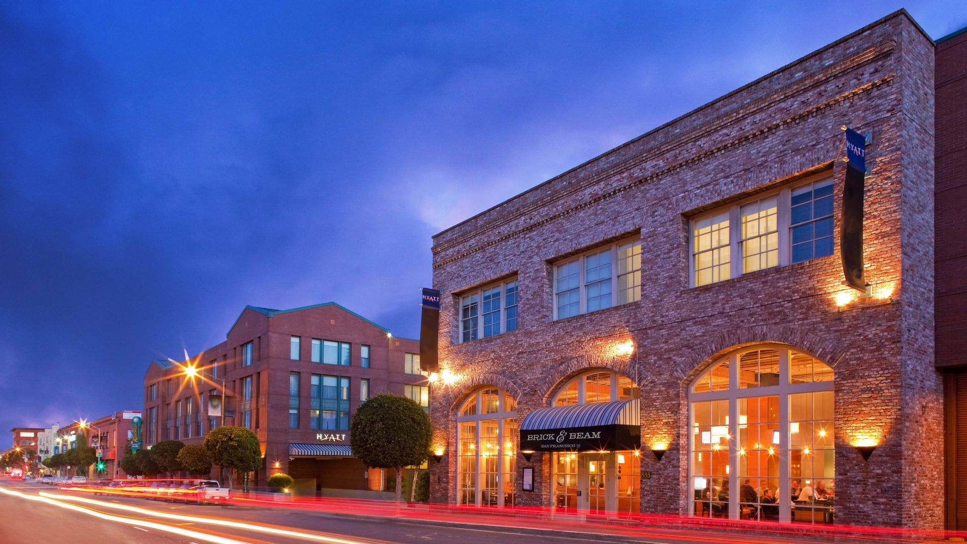 Fishermans Wharf Brick And Beam Background