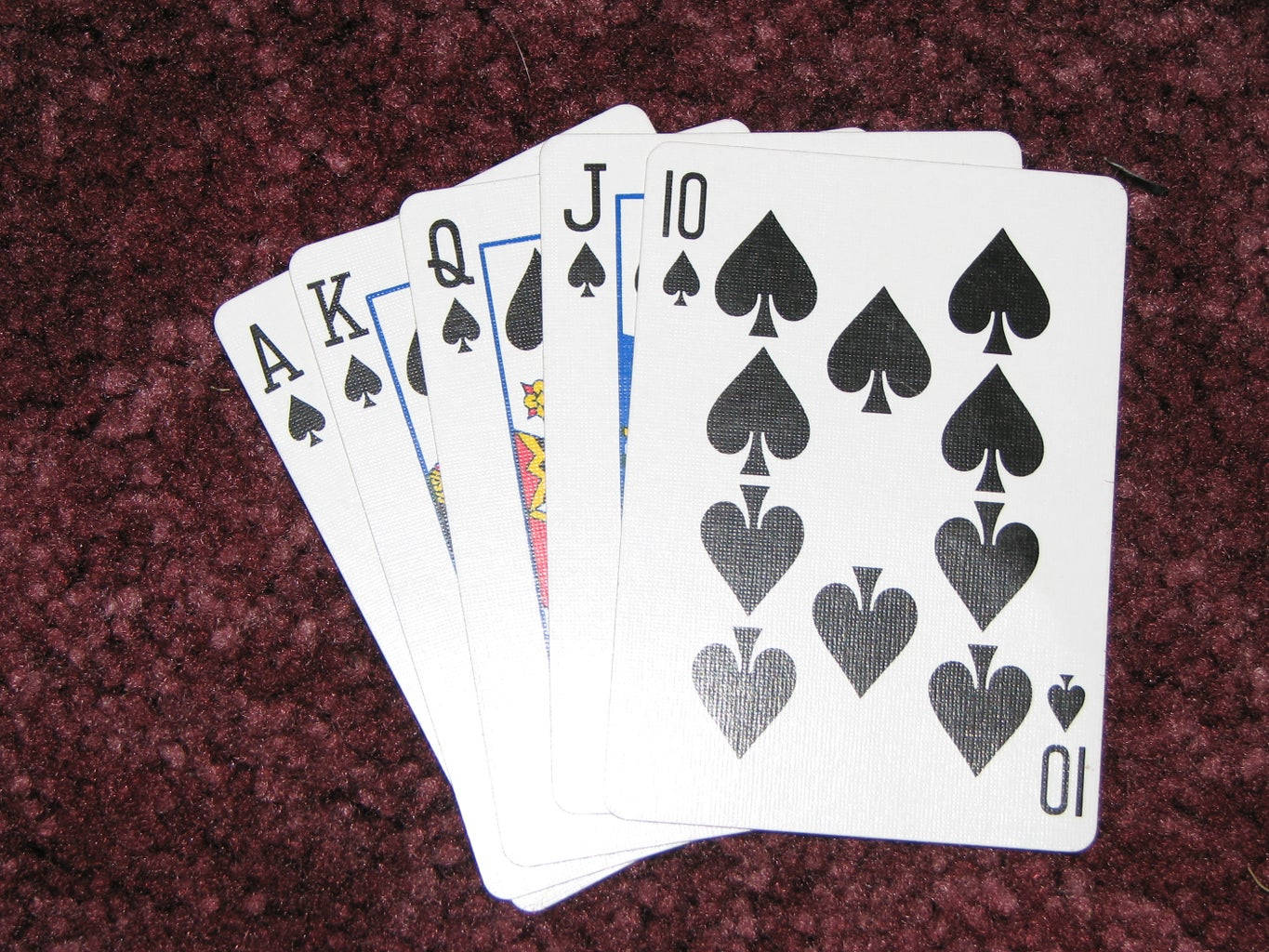 Five-card Draw Red Table Background