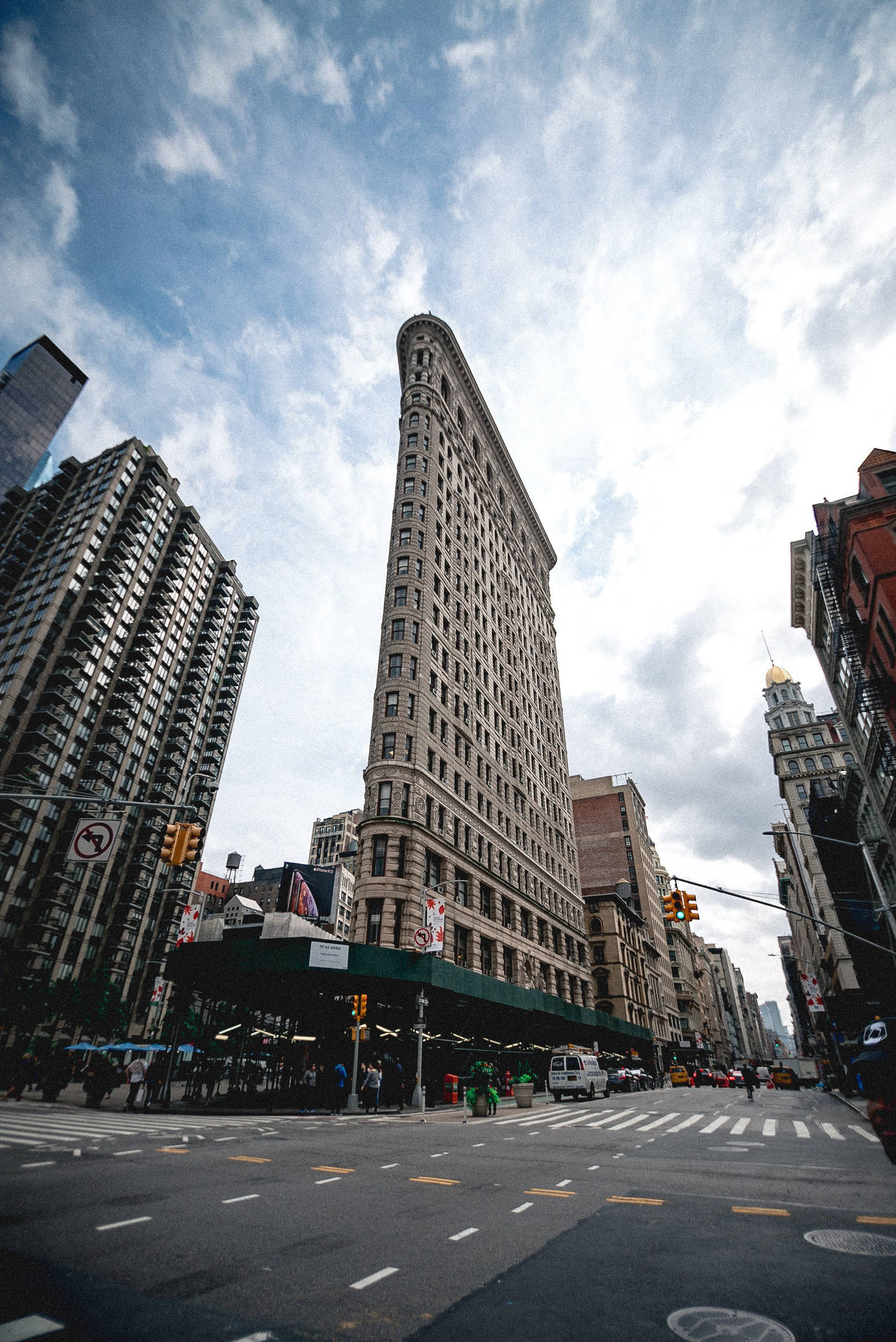 Flatiron Building Empty Street Background