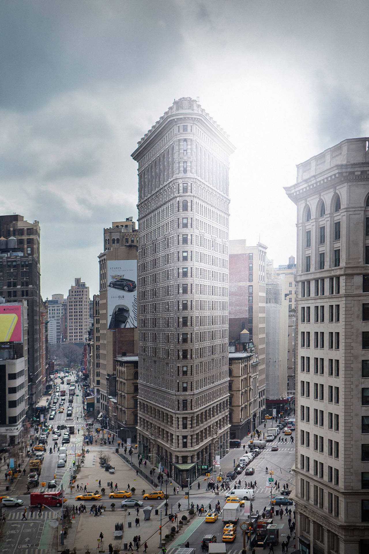 Flatiron Building Shining Sun Background