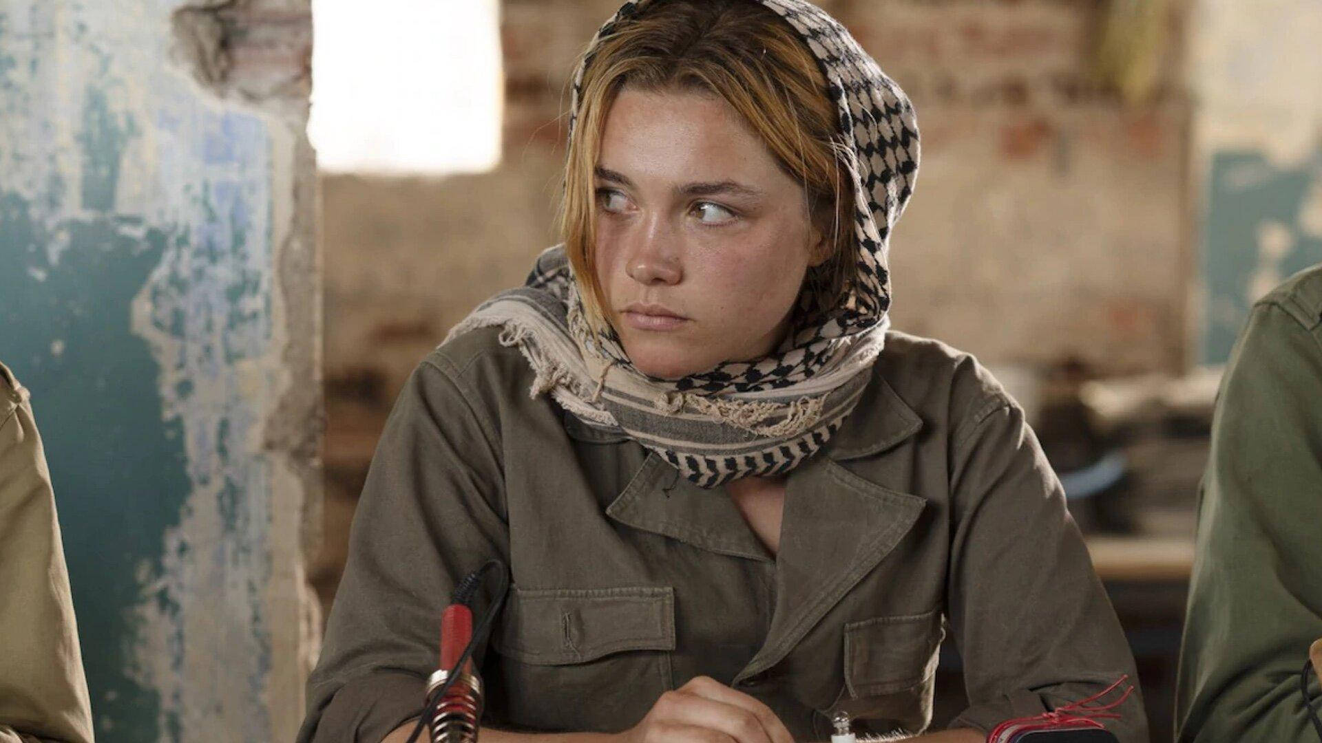 Florence Pugh As Yelena Undercover Background