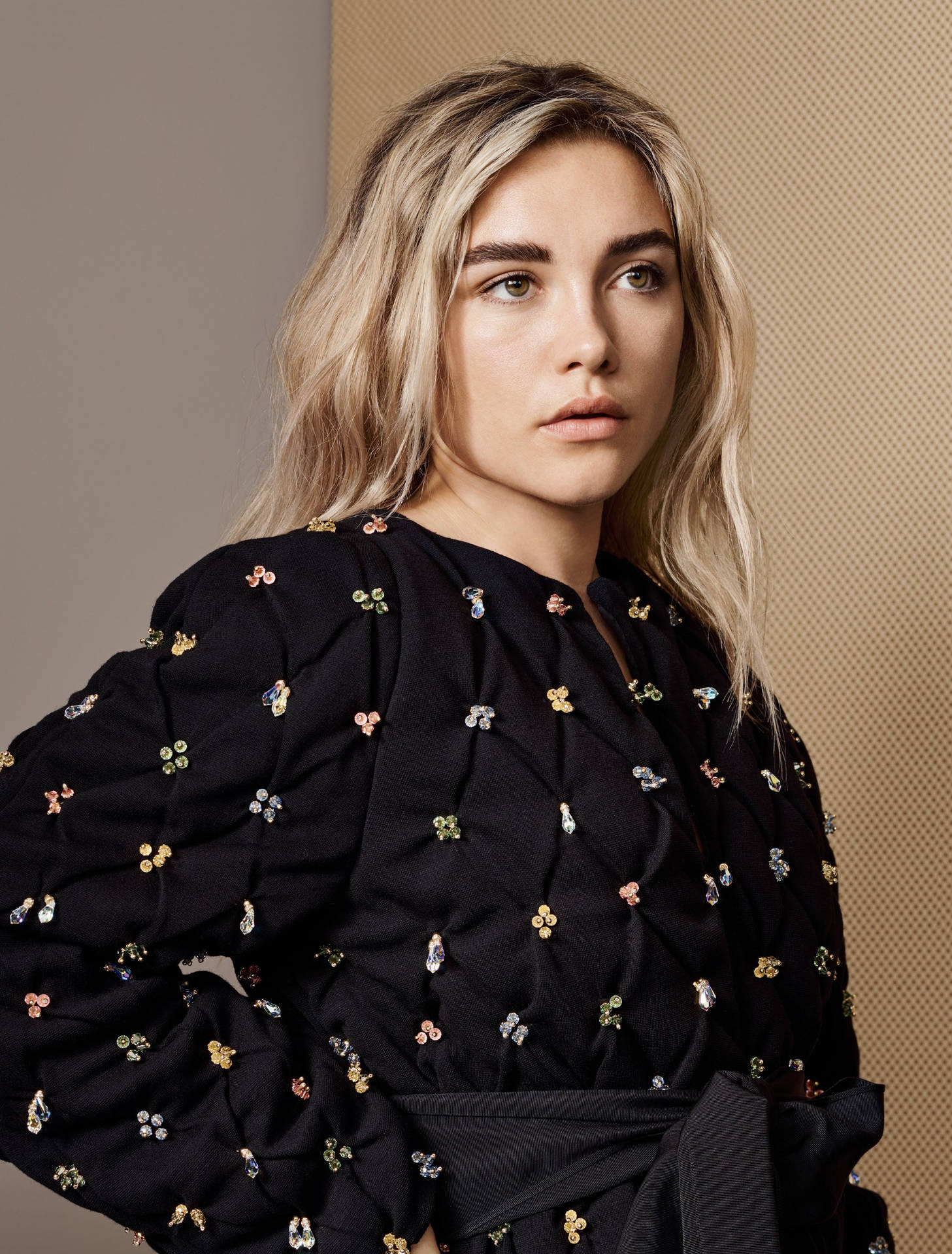 Florence Pugh Elle Magazine Background