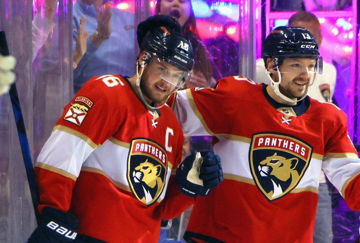 Florida Panthers Aleksander Barkov And Jonathan Huberdeau Background