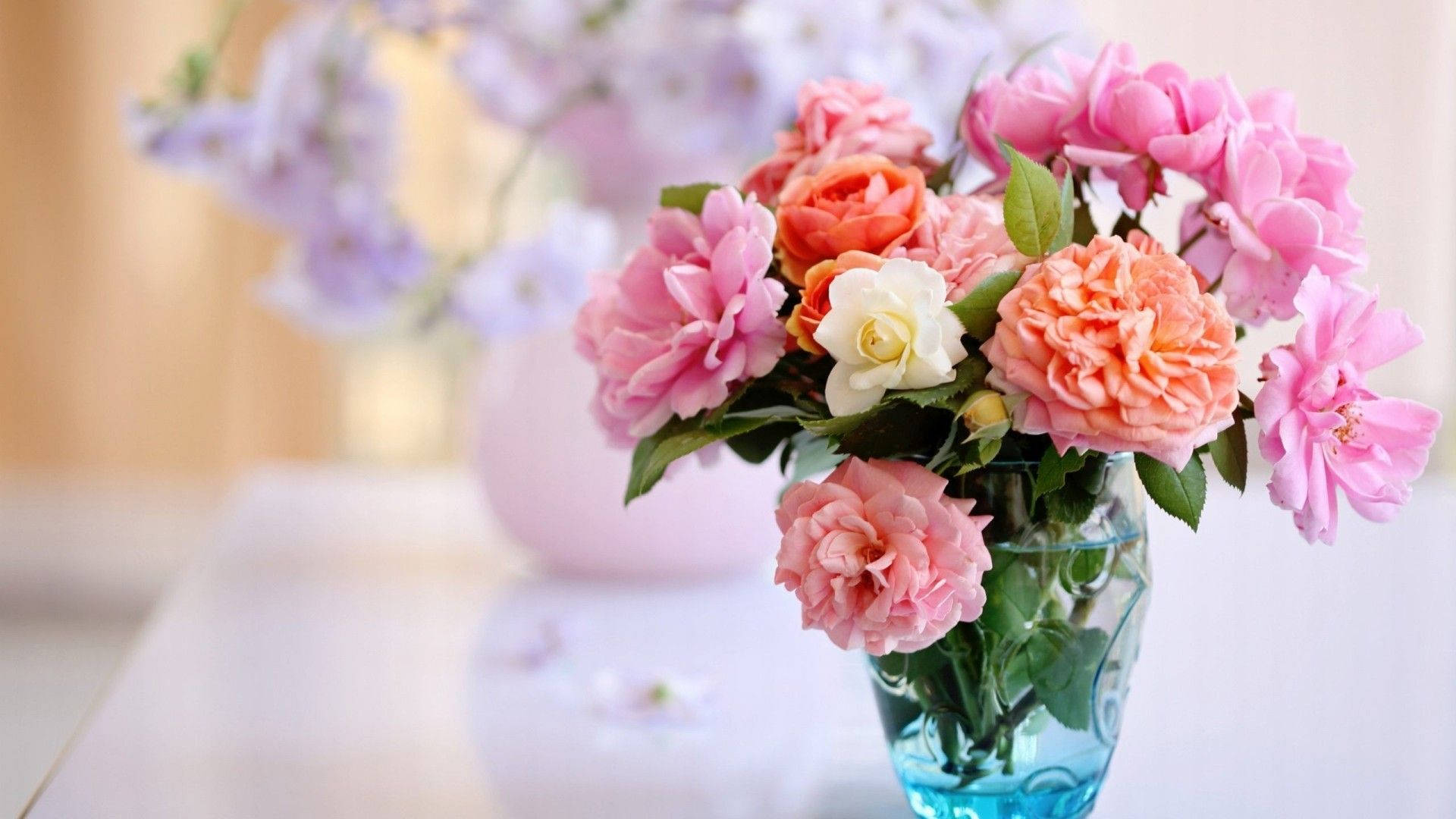 Flower Vase With Garden Roses Desktop Background