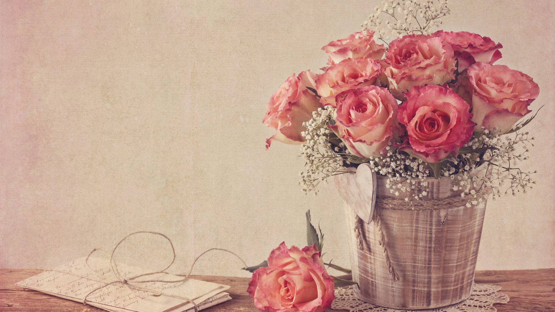 Flowers On Vase Valentines Desktop Background