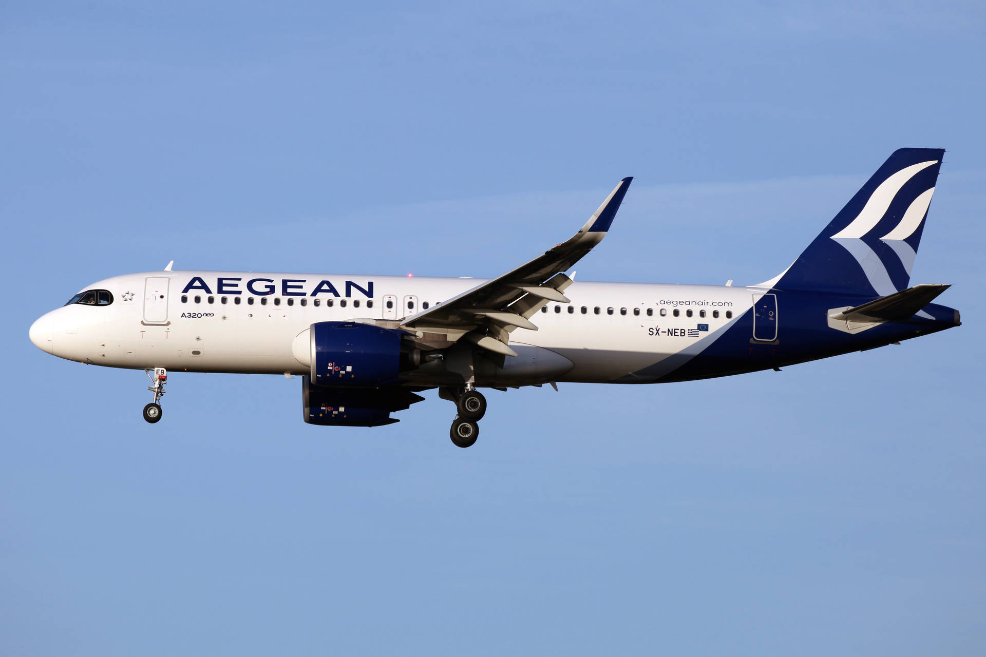 Flying Aegean Airlines Flag Carrier Airbus A321neo