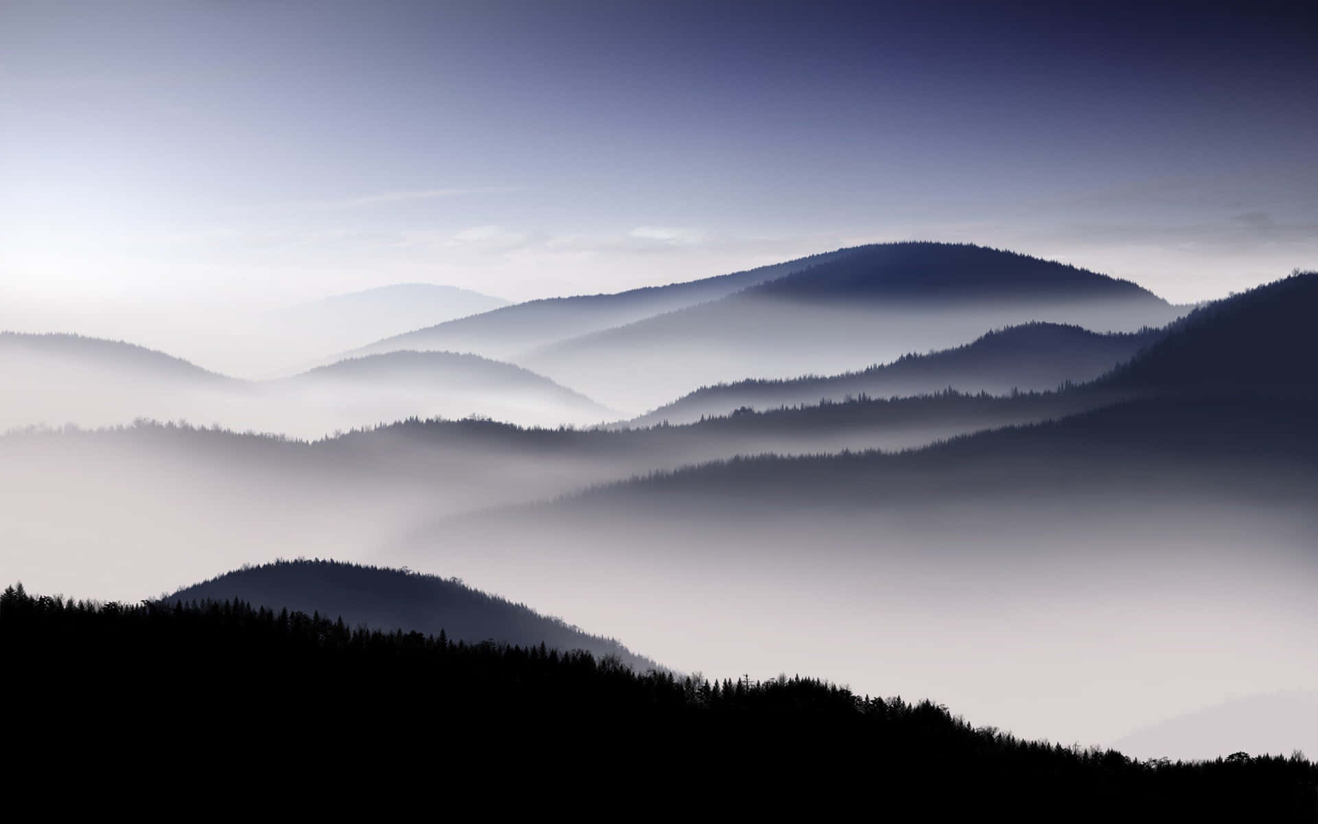 Foggy Mountainous Natural Background Background