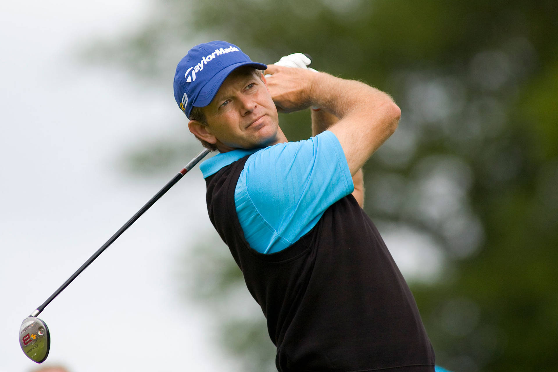 Follow-through Pose Of Retief Goosen