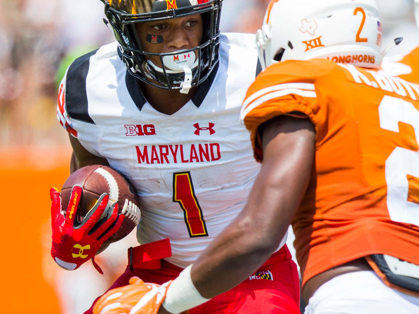 Football Athlete Dj Moore Maryland Terrapins 2017 Background