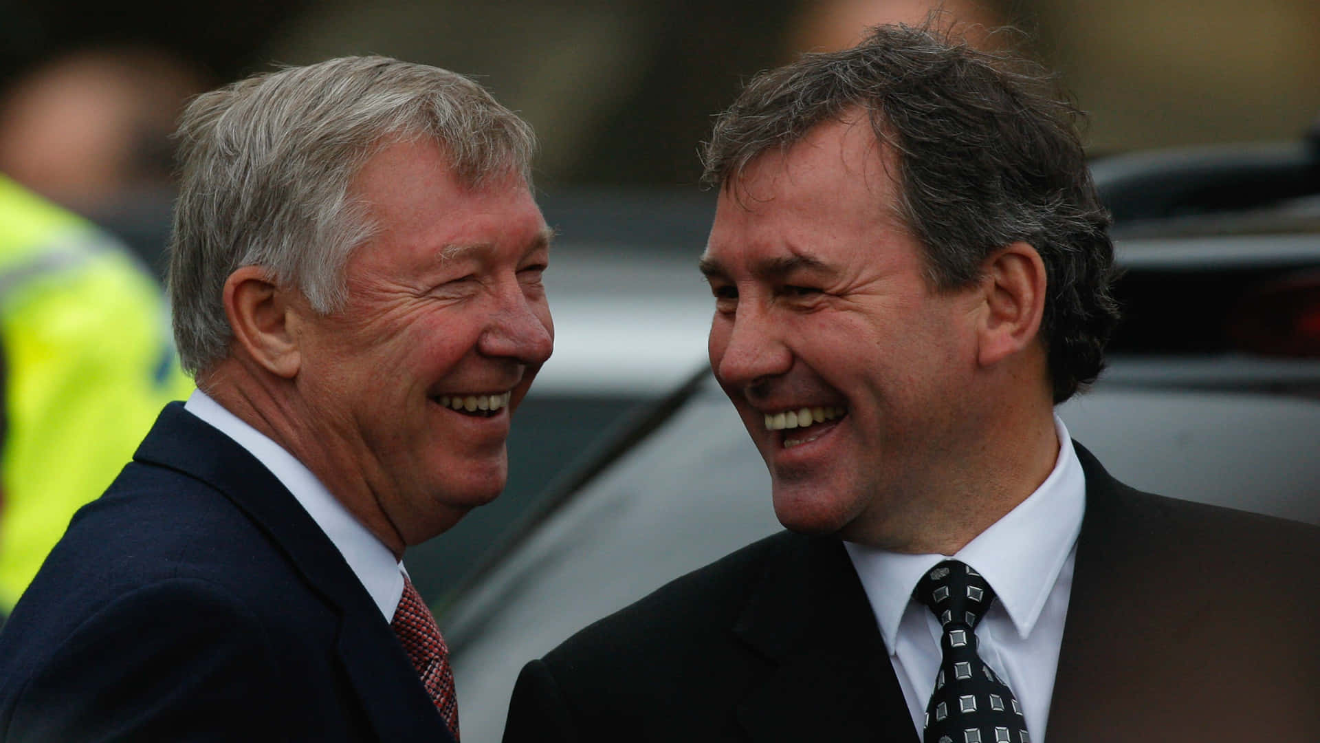 Football Legends Bryan Robson And Bobby Robson Background