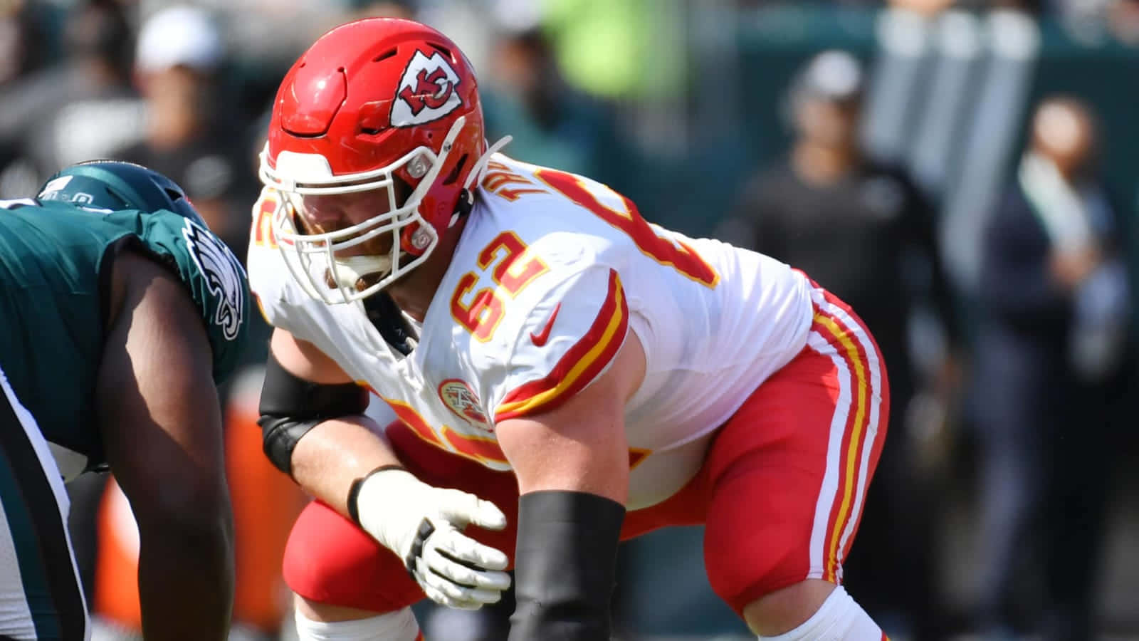 Football Star Athlete Number 62 Joe Thuney Background