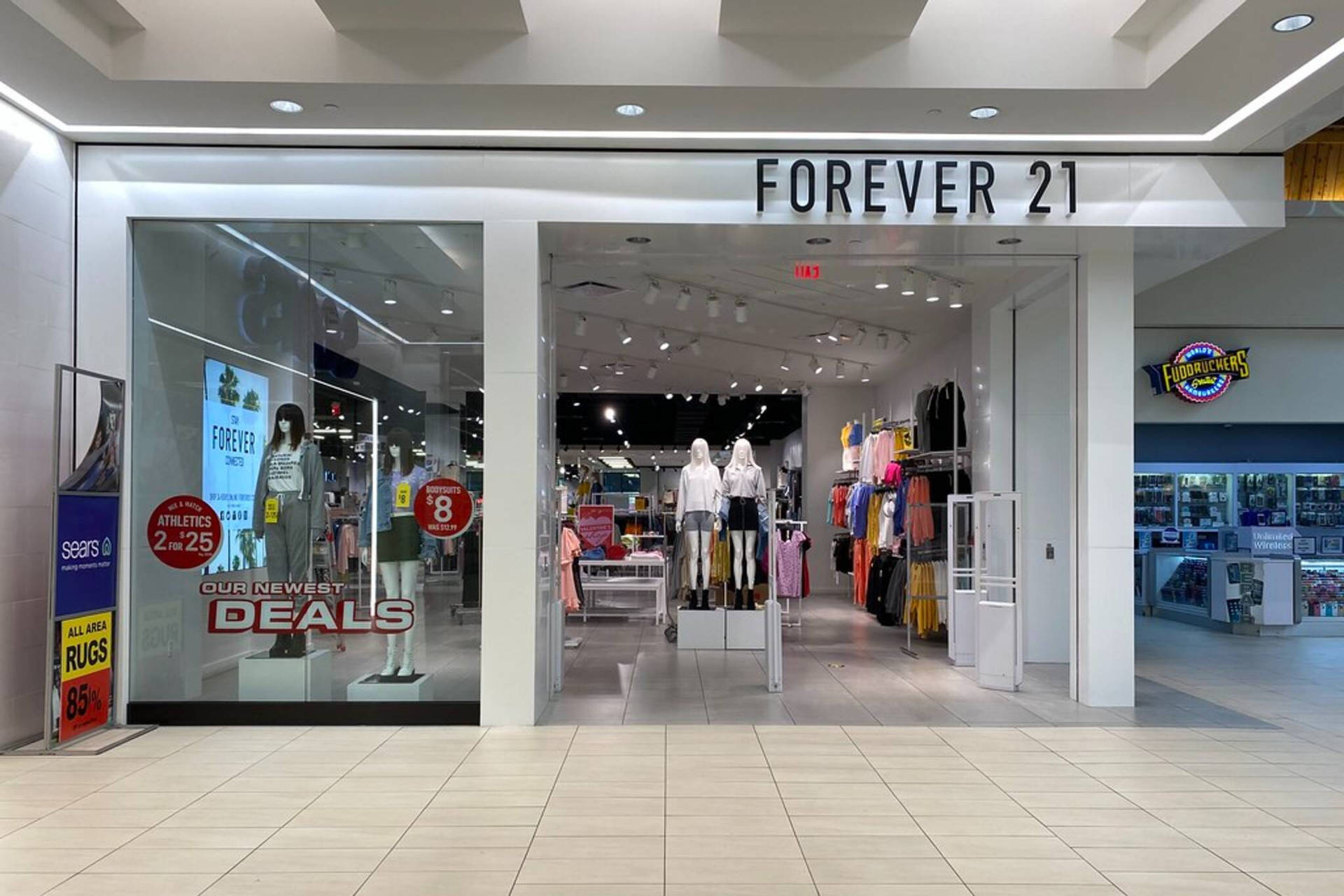 Forever 21 Boutique Background