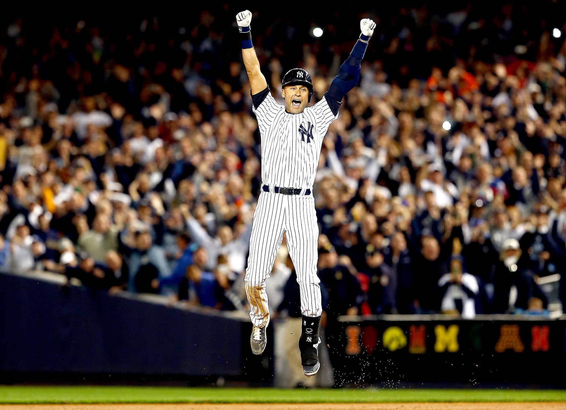 Former New York Yankees Shortstop, Derek Jeter Background