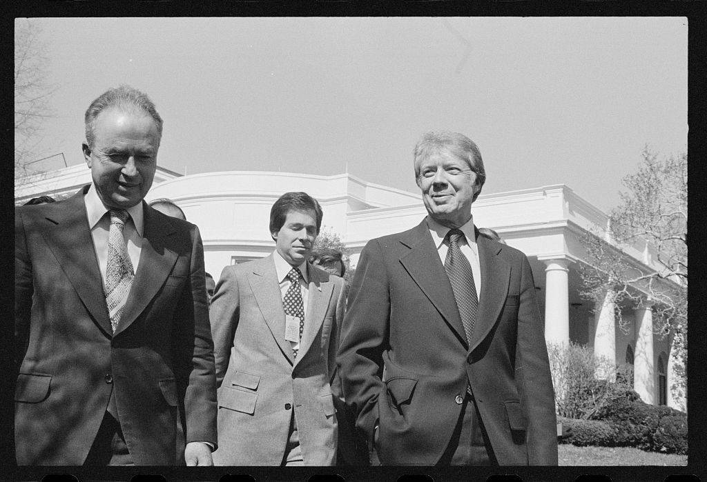 Former President Jimmy Carter Outside The White House Background