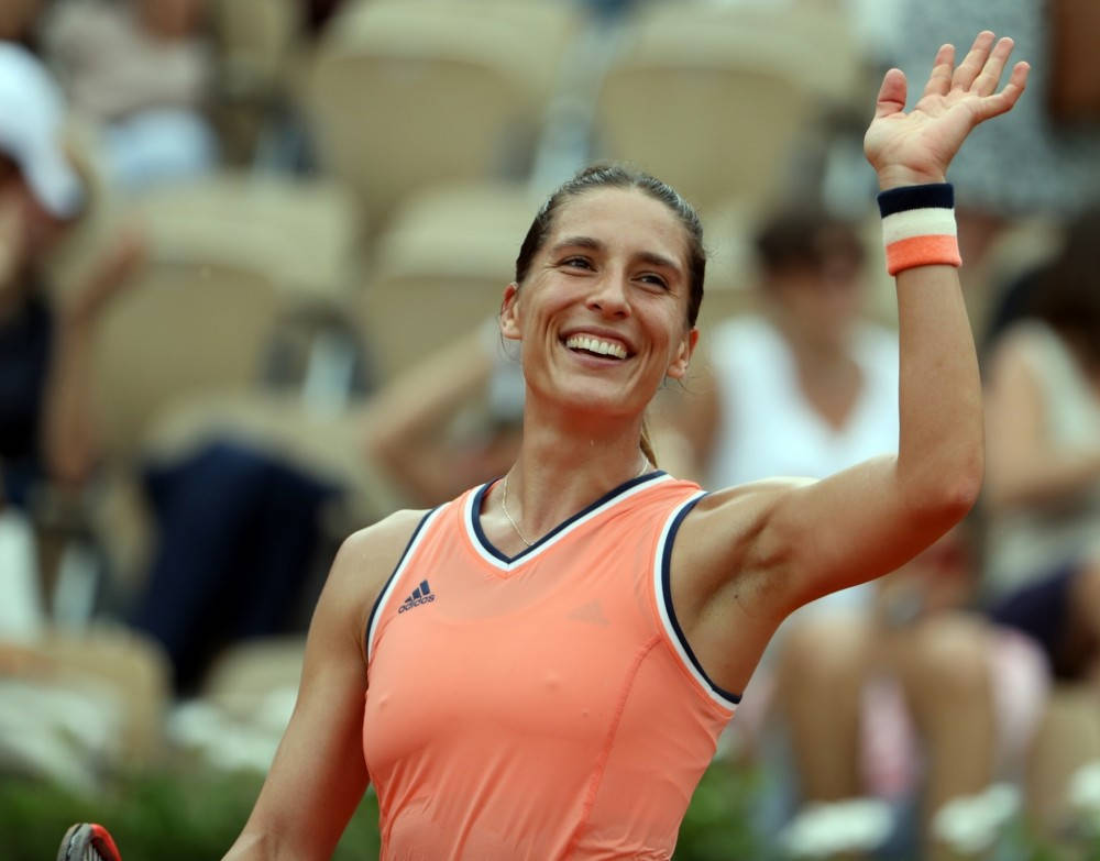 Former Top 10 Tennis Player Andrea Petkovic Background