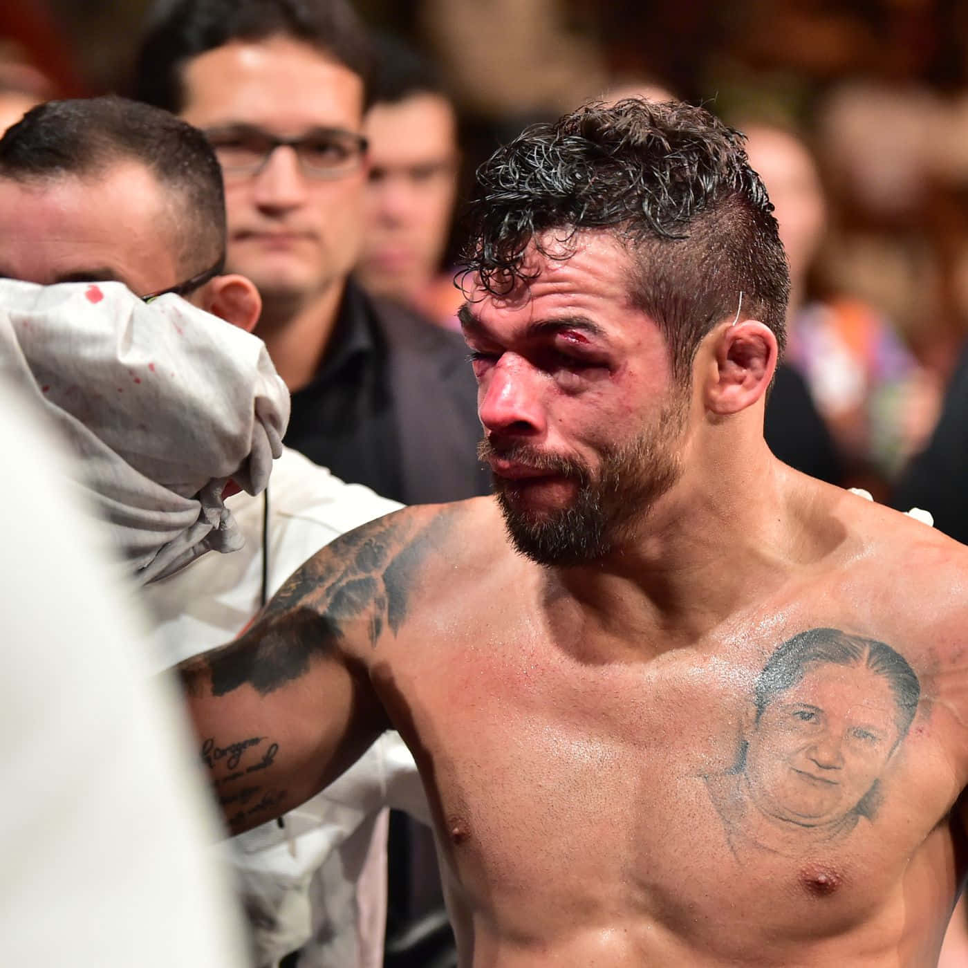 Former Ufc Champion Renan Barão Background