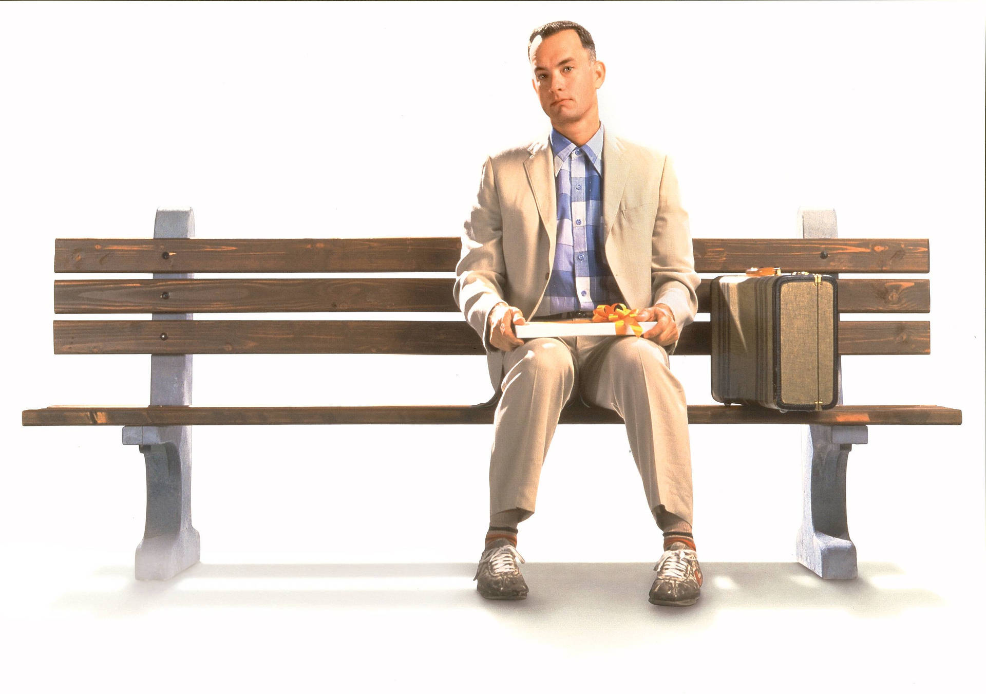 Forrest Gump Bench With Suitcase Background