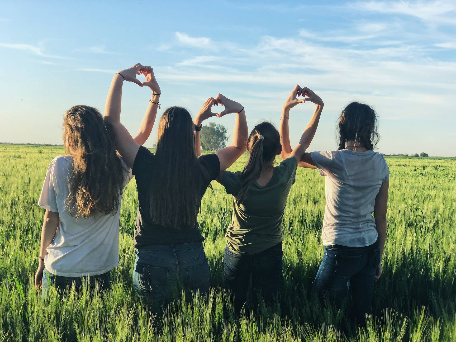 Four Best Friends Teenage Girls Heart Background