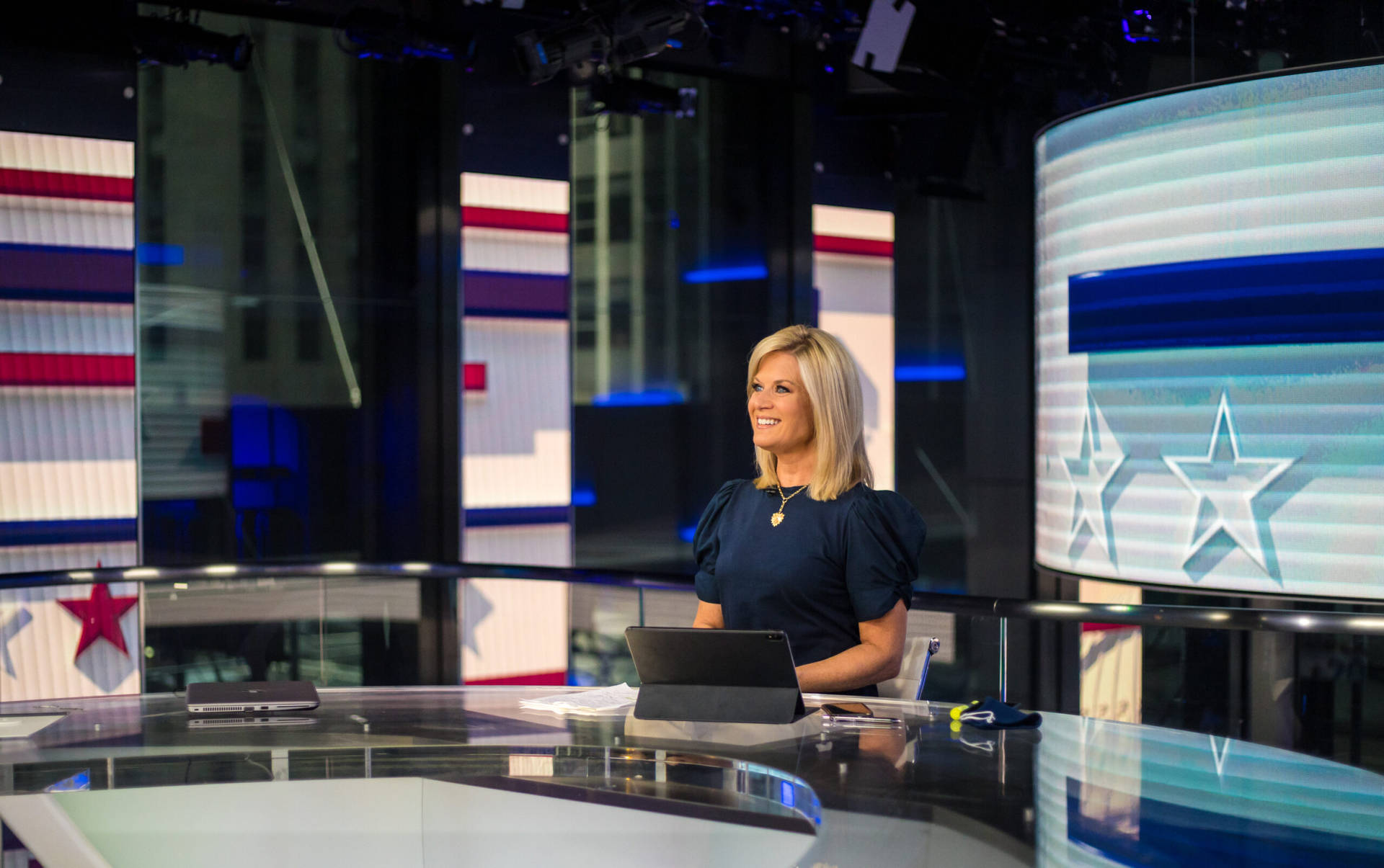 Fox News Host Martha Maccallum Background
