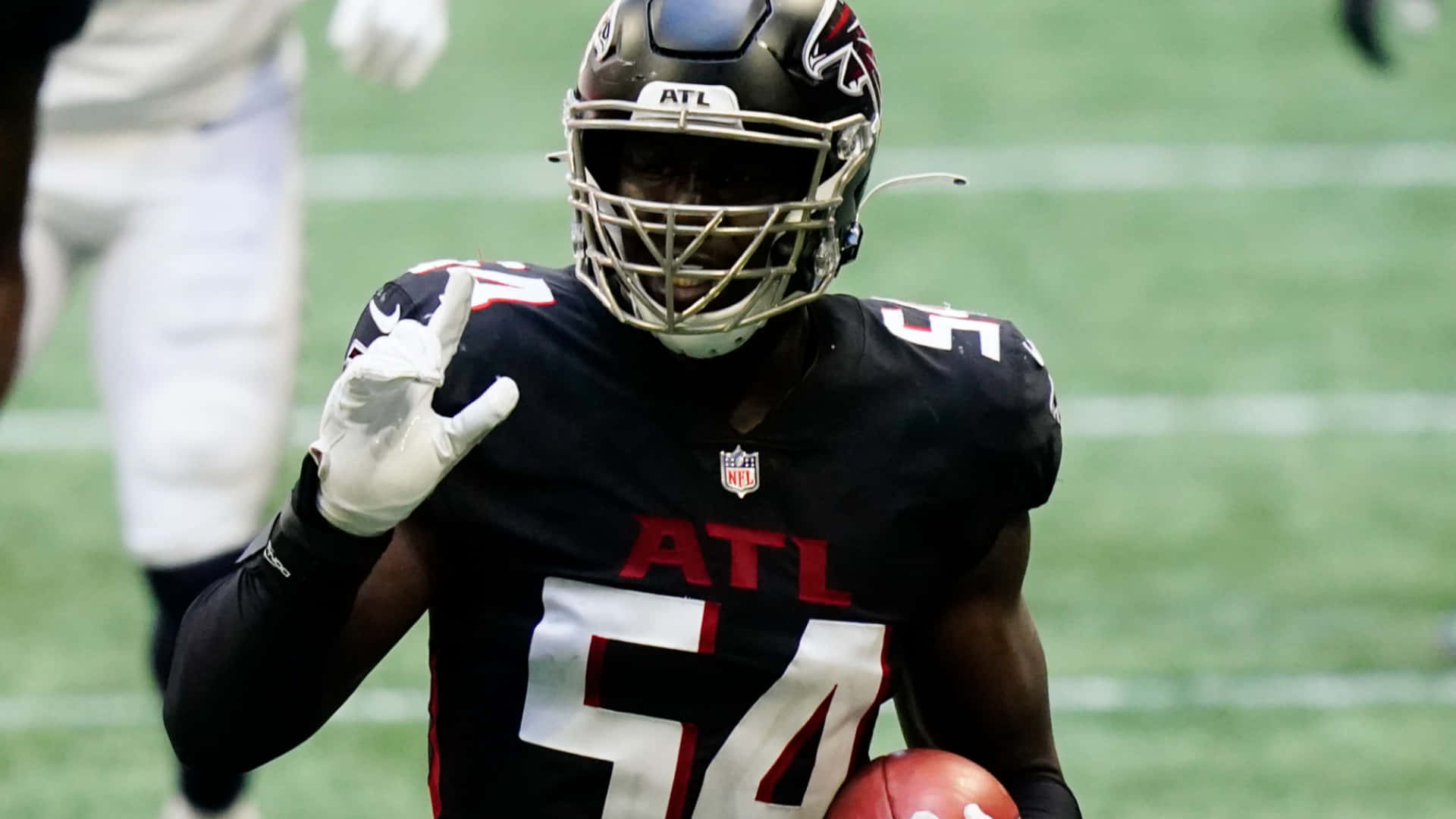 Foyesade Oluokun In Atlanta Falcons Versus Carolina Panthers 2022 Background