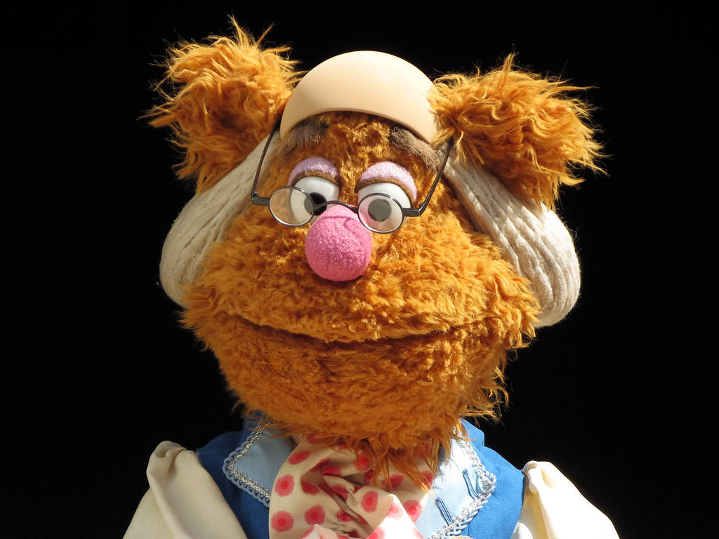 Fozzie Bear With Granny Glasses Background