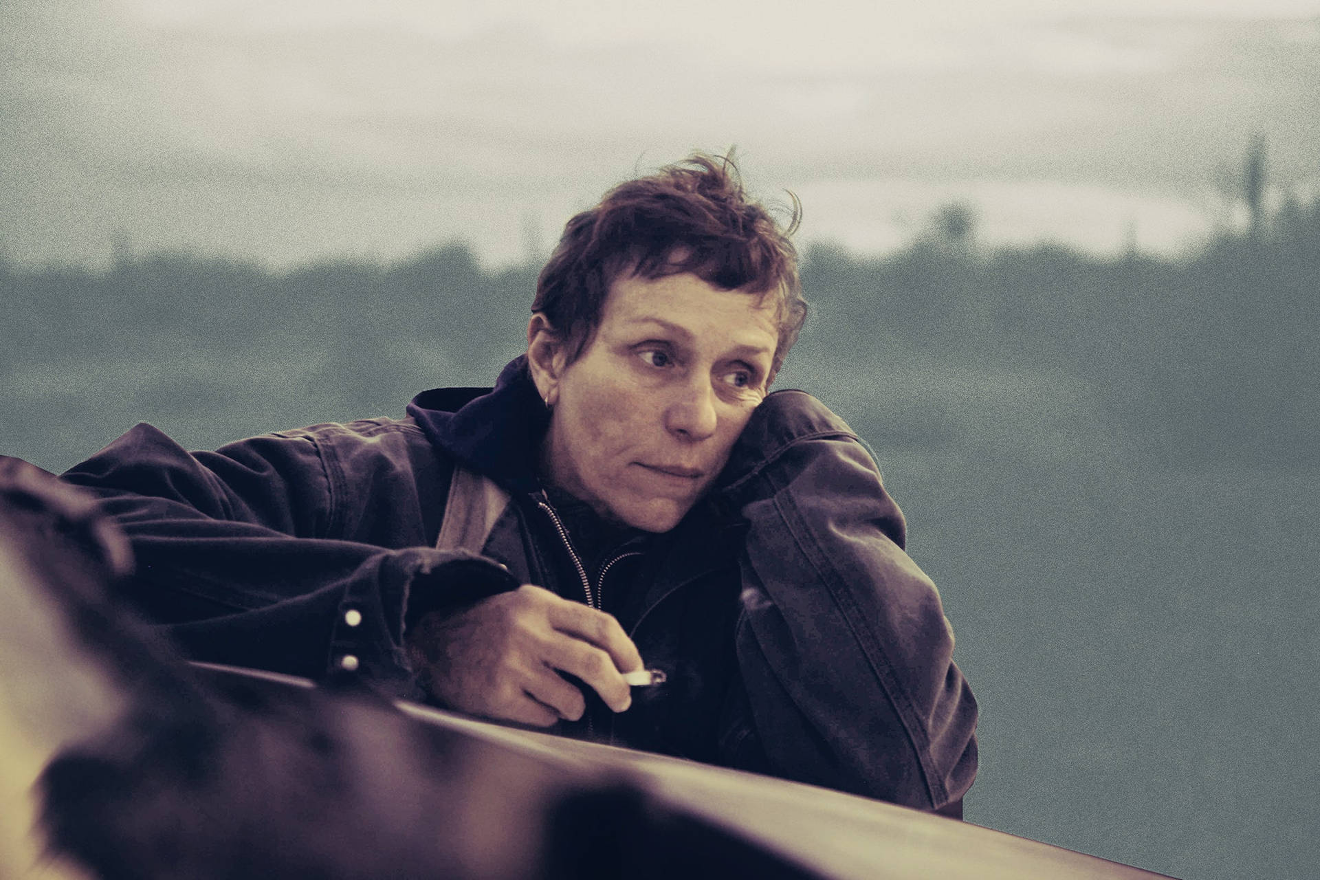 Frances Mcdormand In 2020 Film Nomadland Background