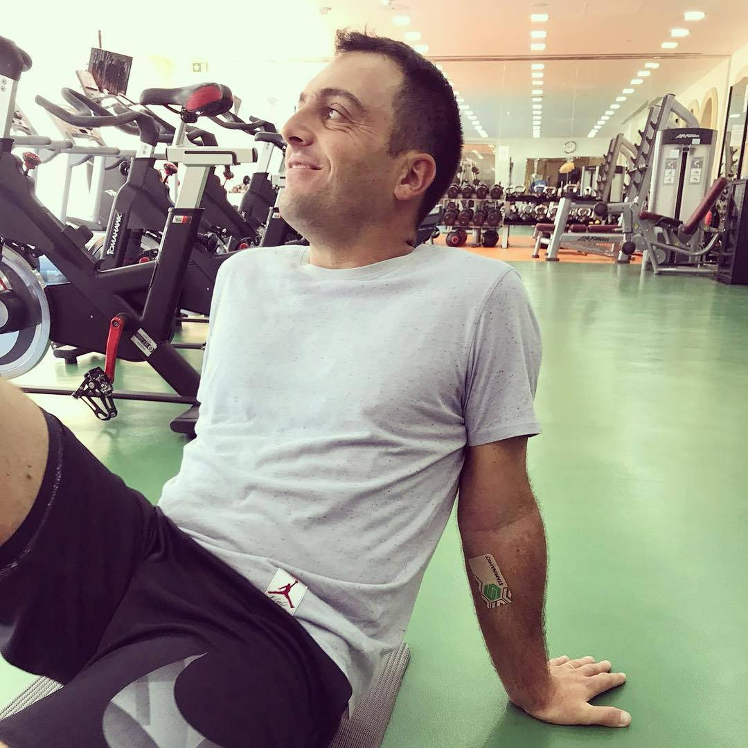 Francesco Molinari At The Gym Background