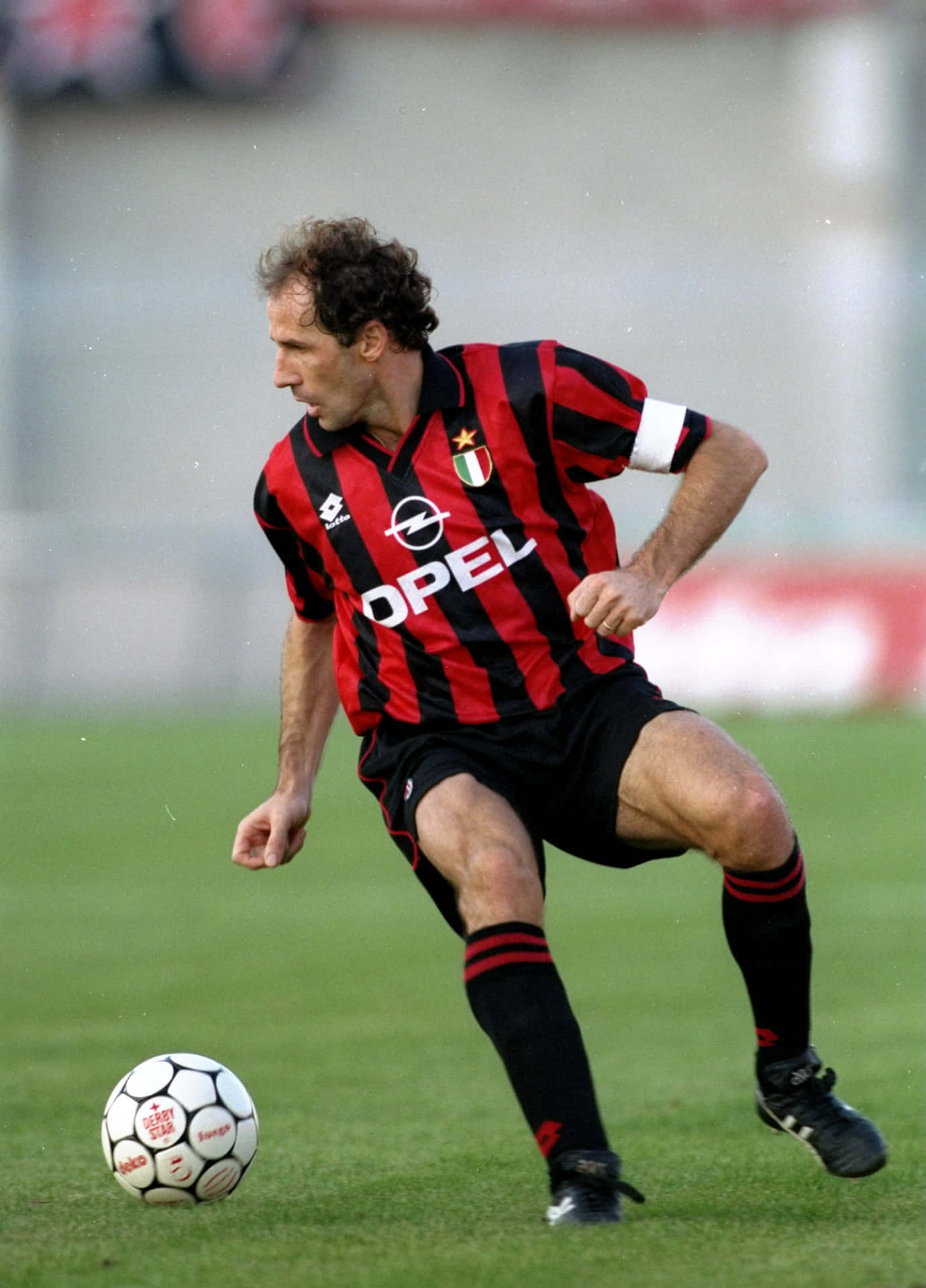Franco Baresi 1994 Against Padova Calico Background