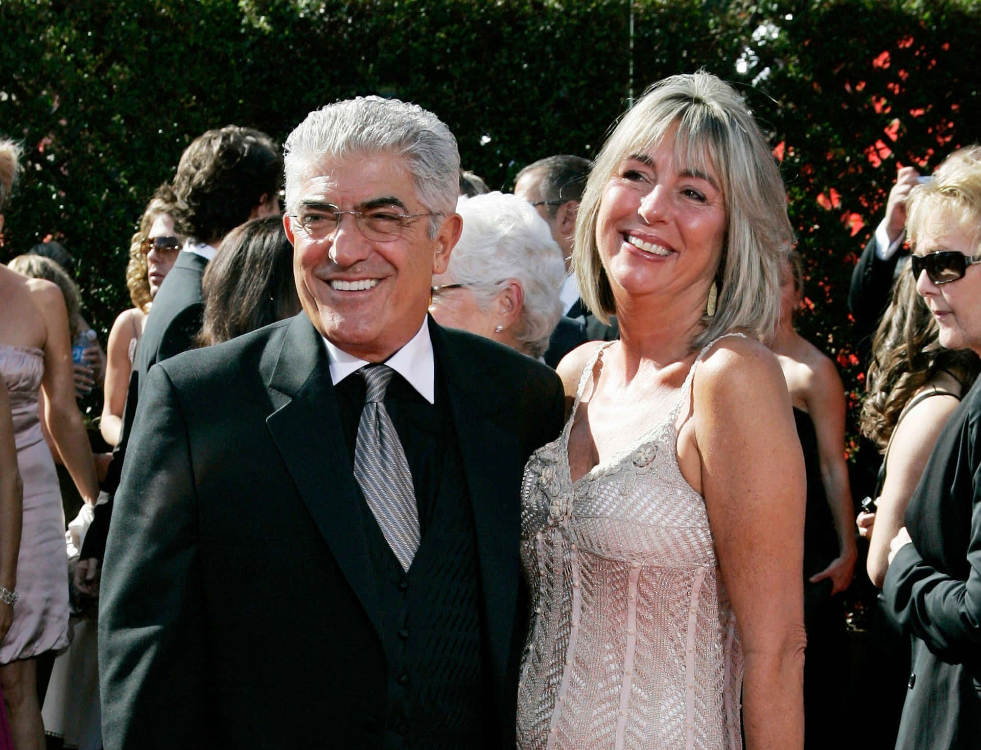 Frank Vincent 2000 X 1530 Background