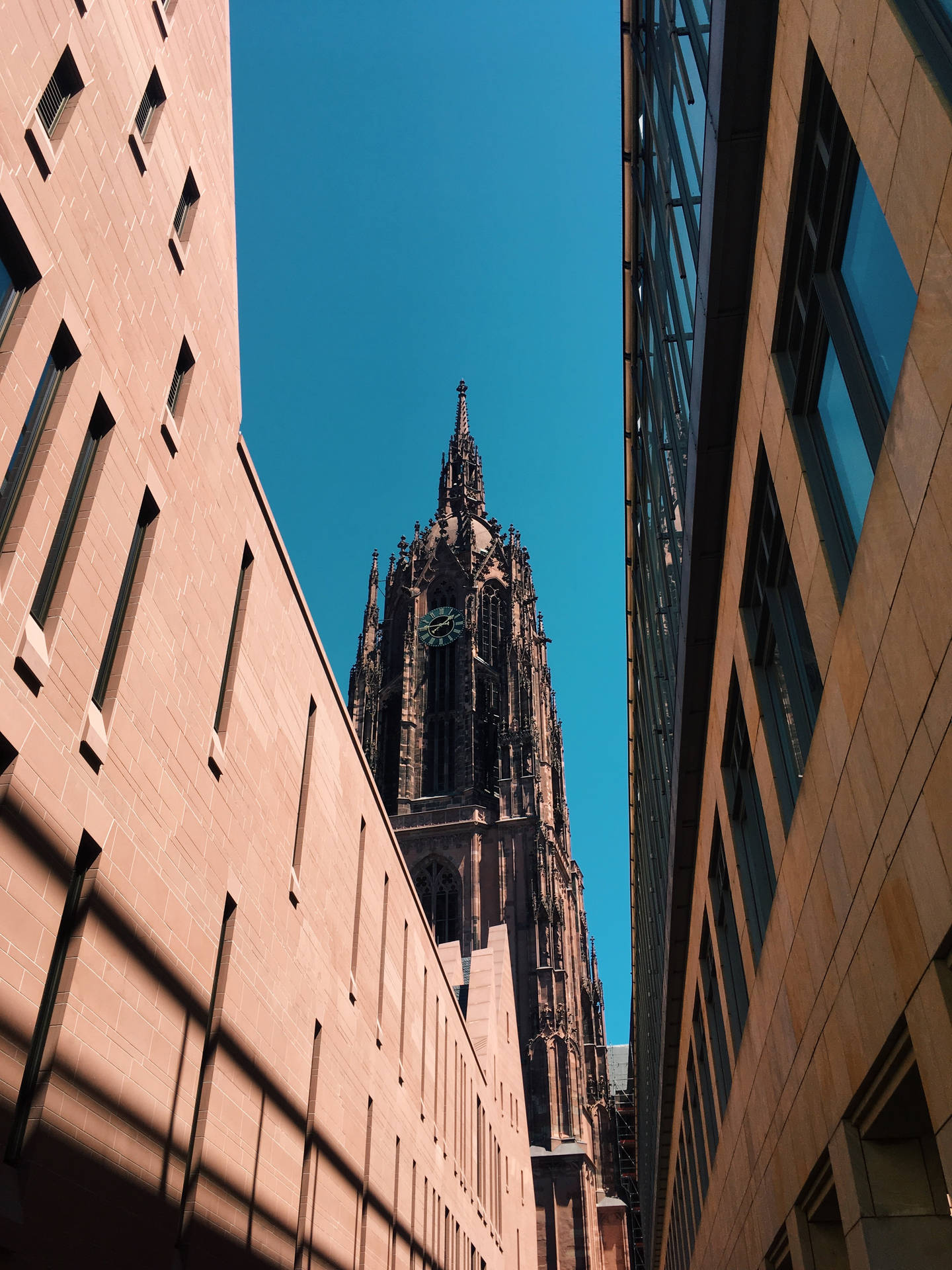 Frankfurt Cathedral Old Iphone Background