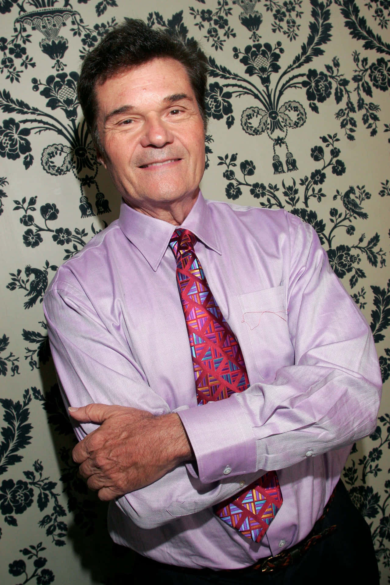 Fred Willard 1707 X 2560 Background