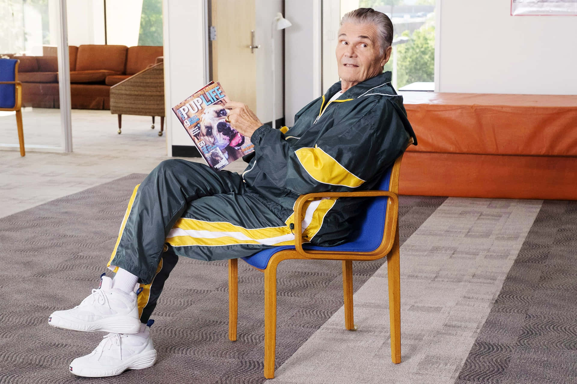 Fred Willard 2000 X 1333 Background