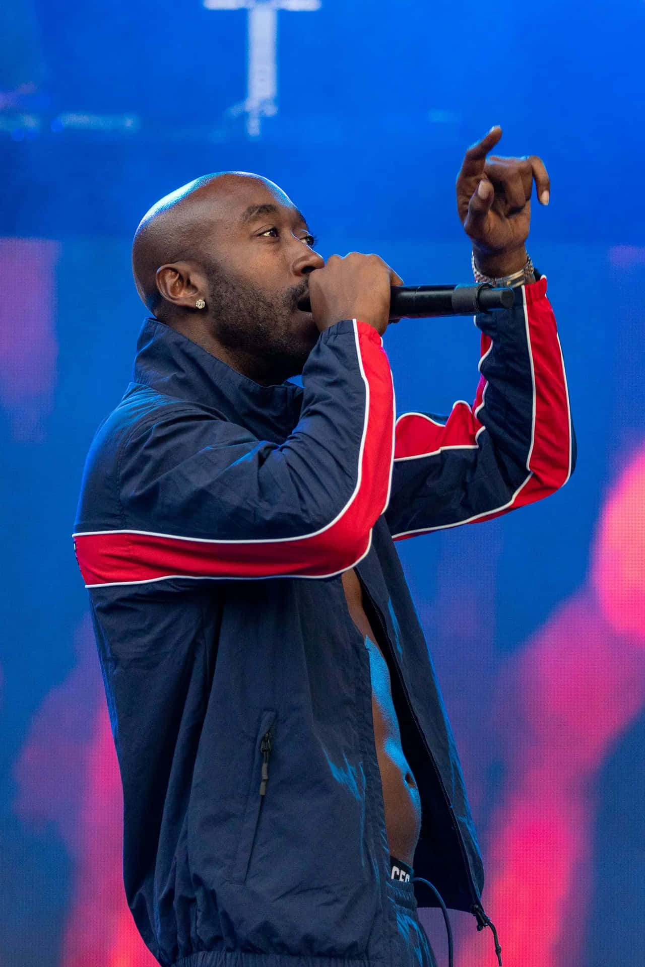 Freddie Gibbs Performing Live Background