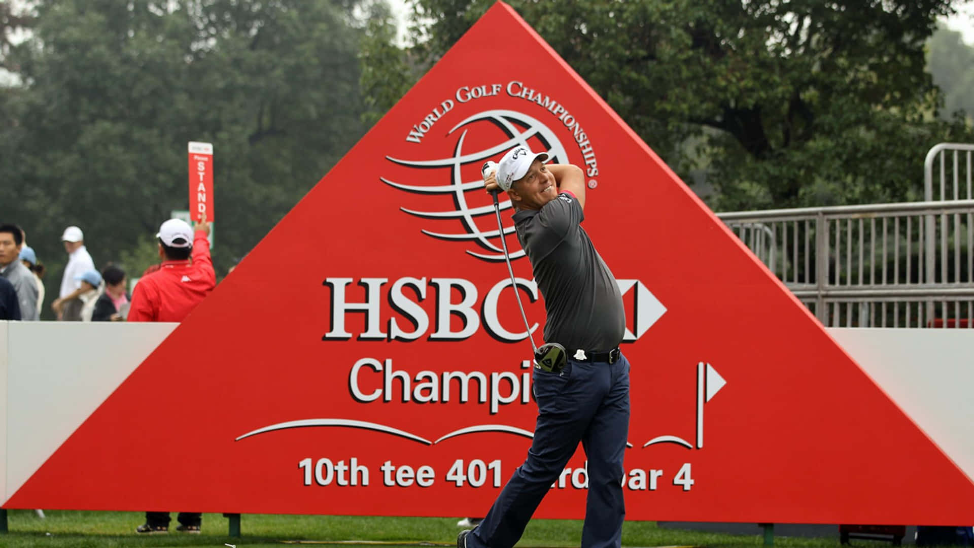 Freddie Jacobson Playing Golf Background