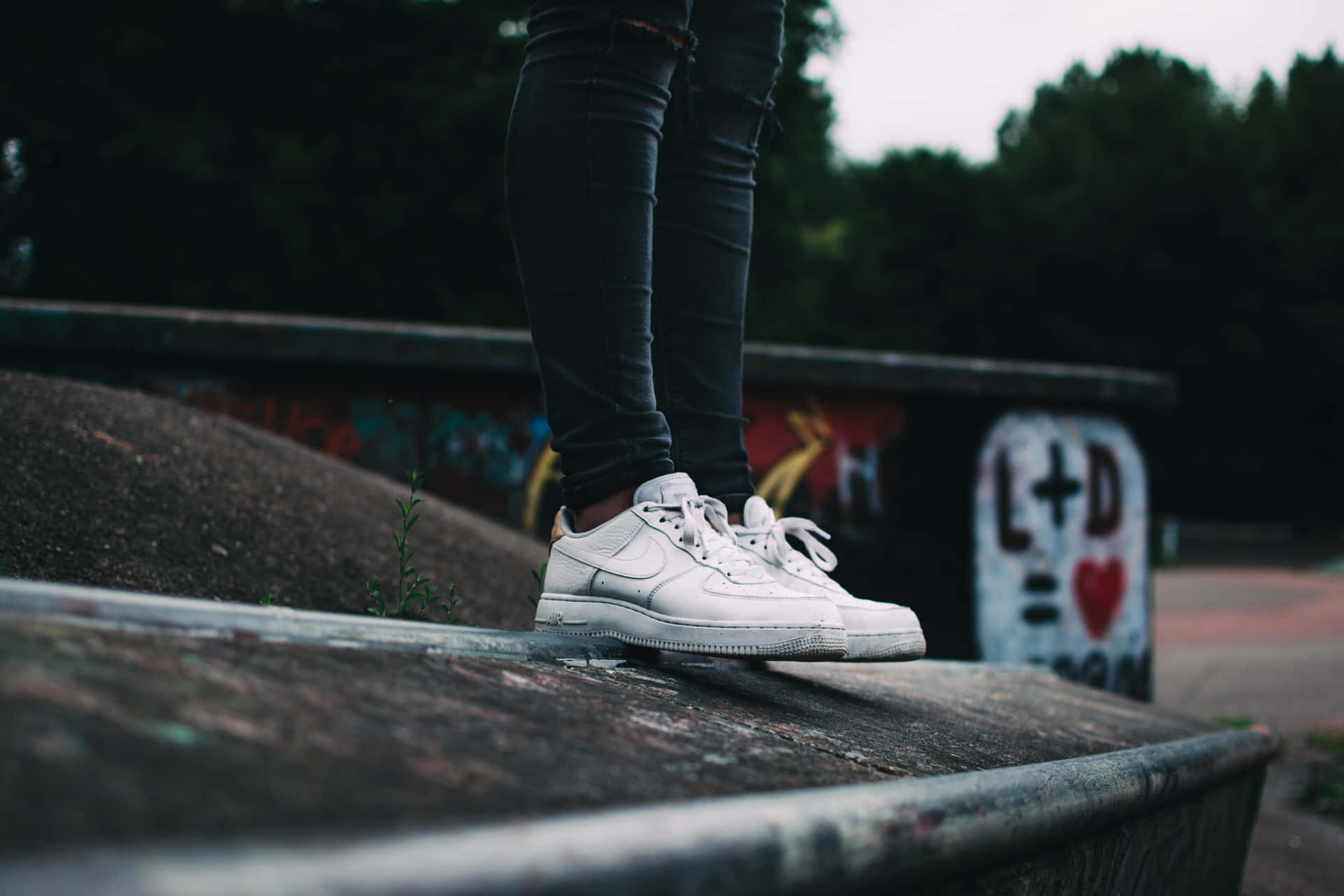 Fresh, Classic Style With The Nike Air Force 1 Background