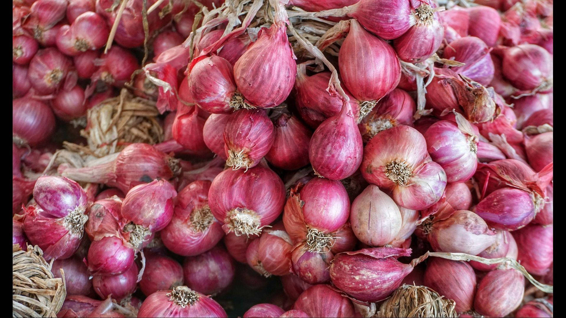 Fresh Red Onions Ideal For Any Recipe Background