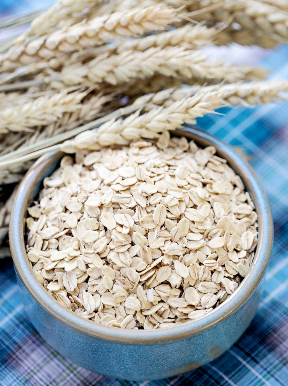 Fresh Rolled Oats Background