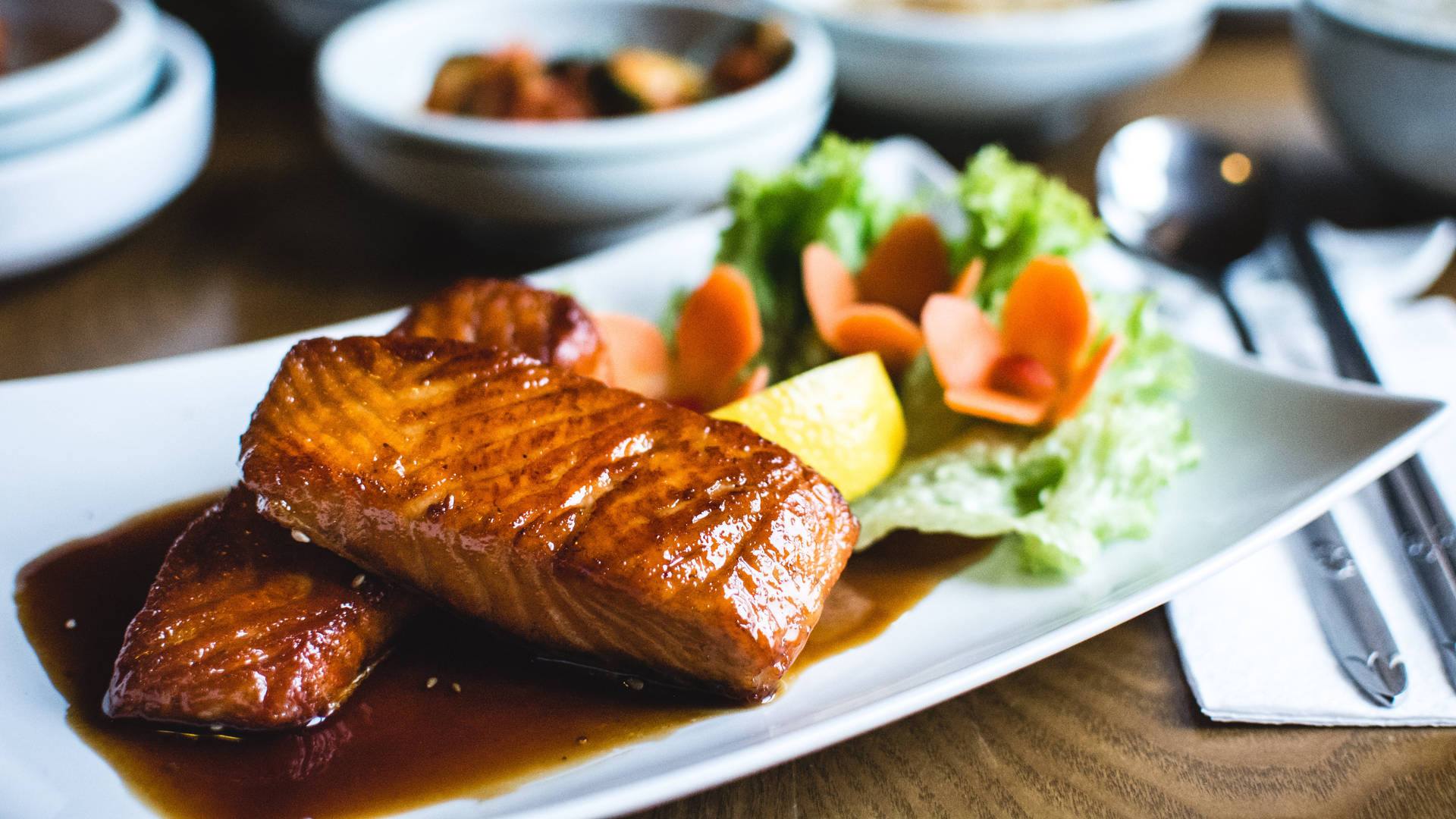 Freshly Cooked Salmon With Soy Sauce And Vegetables Background