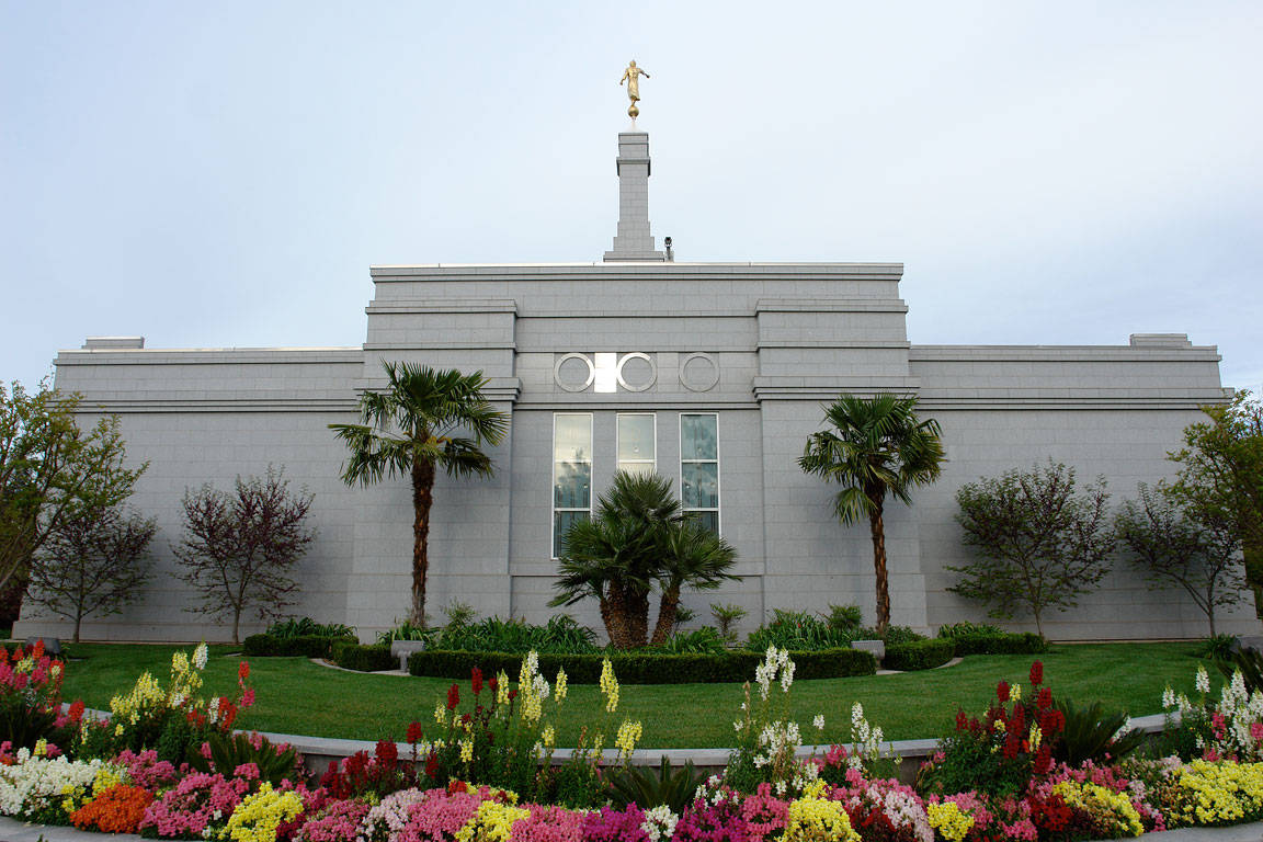 Fresno California Temple Daytime Front View Background